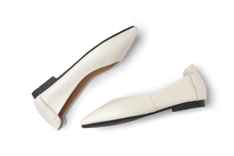UGG Boots - Everly Leather Pointed Toe Ballet Flats