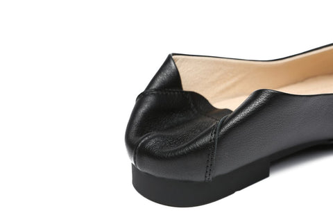 Australian Shepherd® Everly Leather Pointed Toe Ballet Flats