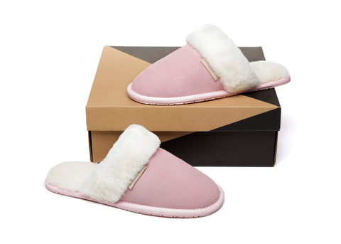 AUSTRALIAN SHEPHERD® UGG Slipper Lassie