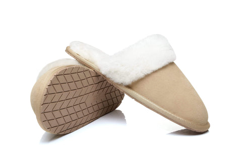 AUSTRALIAN SHEPHERD® UGG Slipper Lassie