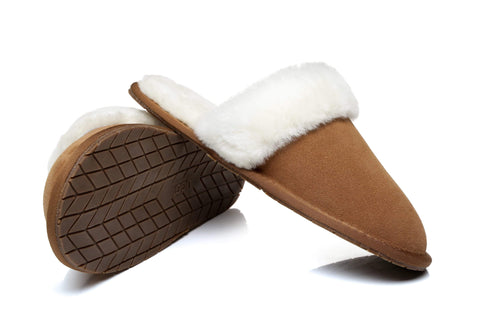 AUSTRALIAN SHEPHERD® UGG Slipper Lassie