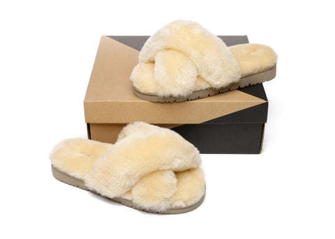 UGG Boots - Leanna Scuff Women Fluff Crossover Slides